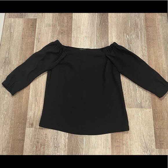 Babaton Rodrigo Blouse in Black - Picture 2 of 3